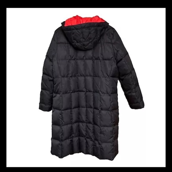 Gap Black Puffer Coat with Red Lining - Picture 2 of 10
